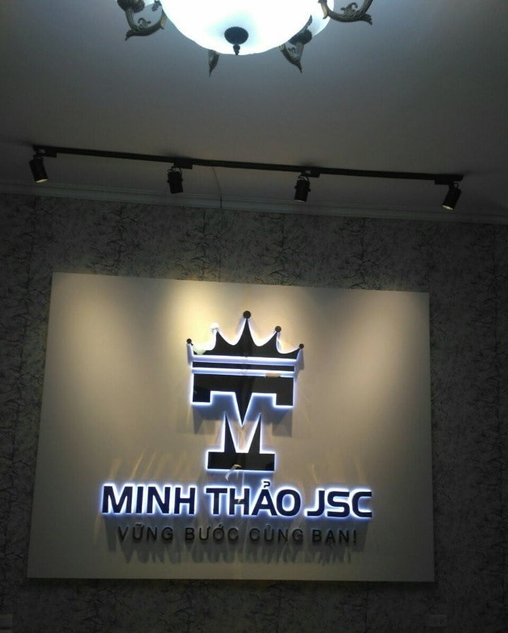 Biển LED Hắt Chân Đẹp