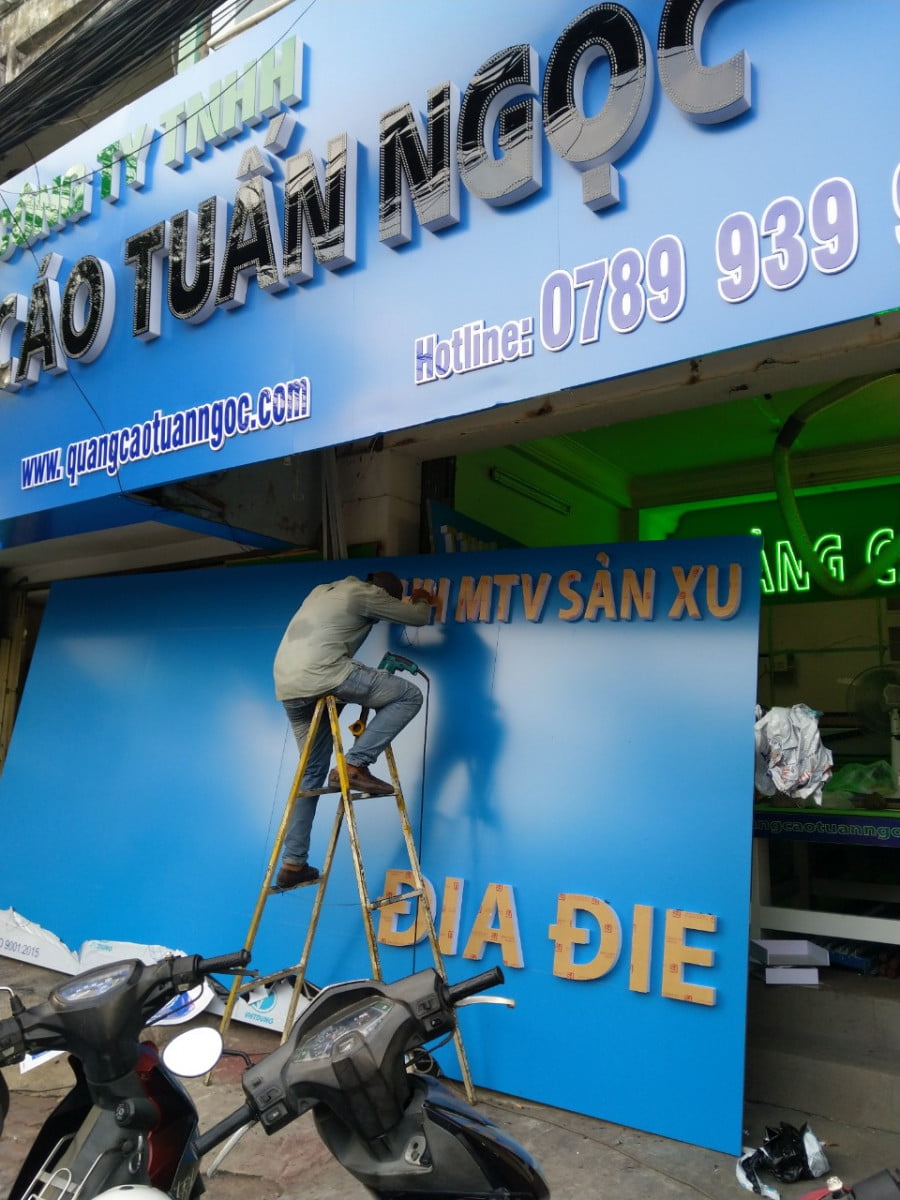Thi Công Bảng Hiệu Chữ Mica Đẹp