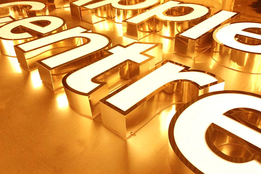 Mẫu Bảng Hiệu Alu Chữ Nổi Inox Đẹp Năm 2026