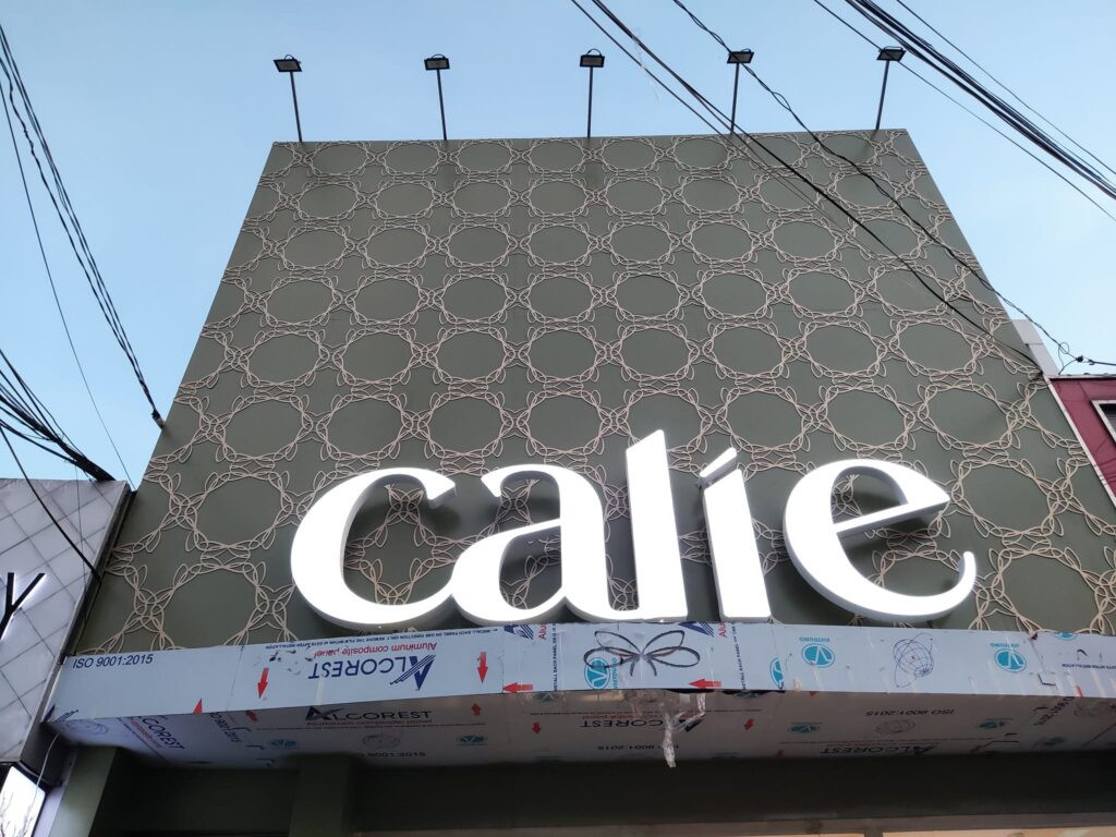 Bảng Hiệu Quảng Cáo Độc Đáo