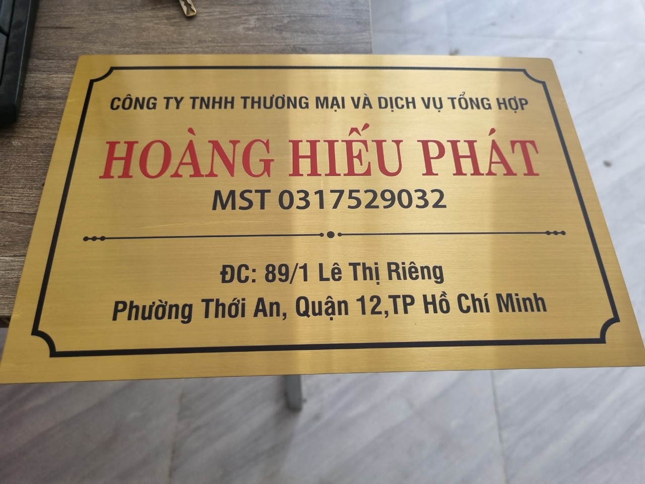 Mẫu Chữ Inox Vàng Xước Đẹp Năm 2026