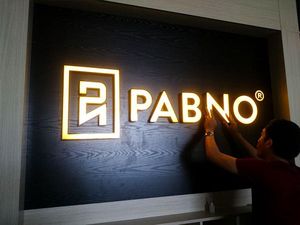 Chữ Nổi Mica Đèn LED