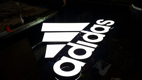 Bảng Hiệu Hộp Đèn Chữ Nổi Đẹp