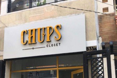 Thiết Kế Bảng Hiệu Quảng Cáo Chữ Nổi Inox Vàng Sang Trọng