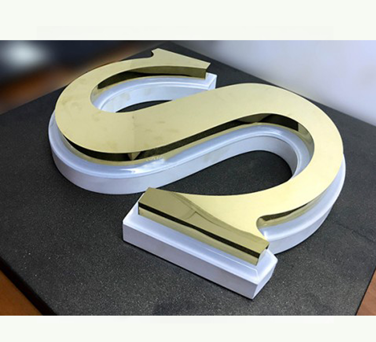 Chữ Nổi Inox Vàng Đẹp