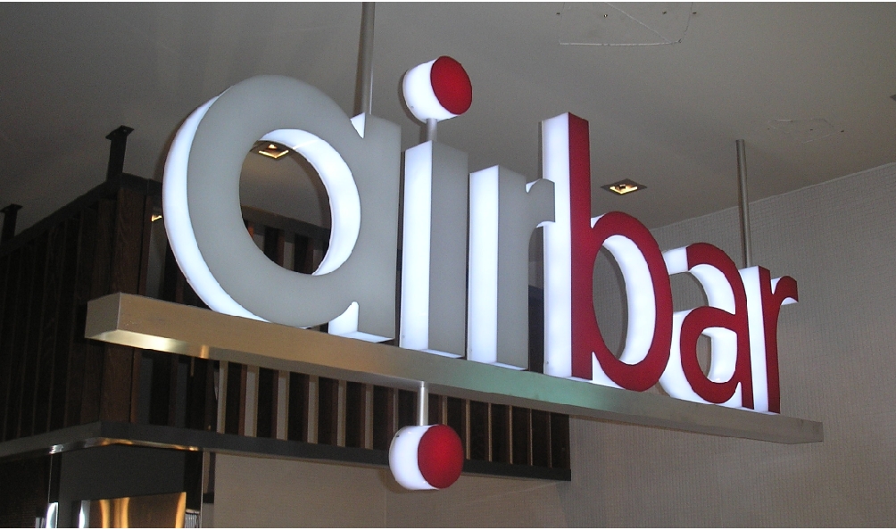 Thi Công Chữ Nổi Mica Đèn LED