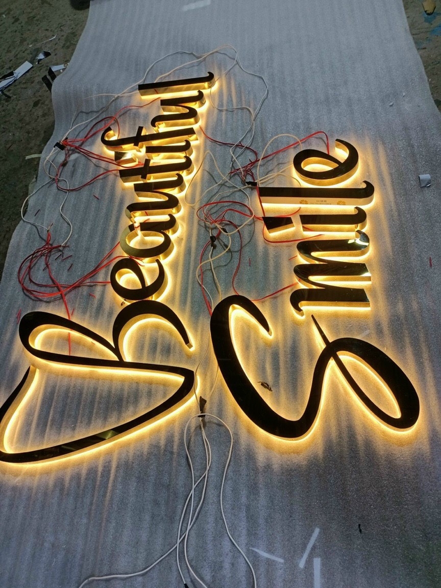 Bảng Hiệu Alu Chữ Nổi Inox Đẹp Sang Trọng Và Bền Bỉ