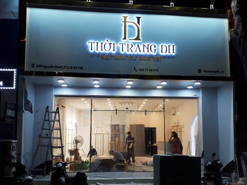 Thi Công Biển Chữ Nổi Đèn LED Đẹp, Chuyên Nghiệp