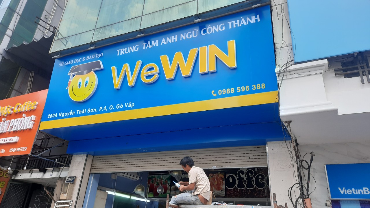 Mẫu Bảng Hiệu Chữ Mica Đẹp Năm 2026