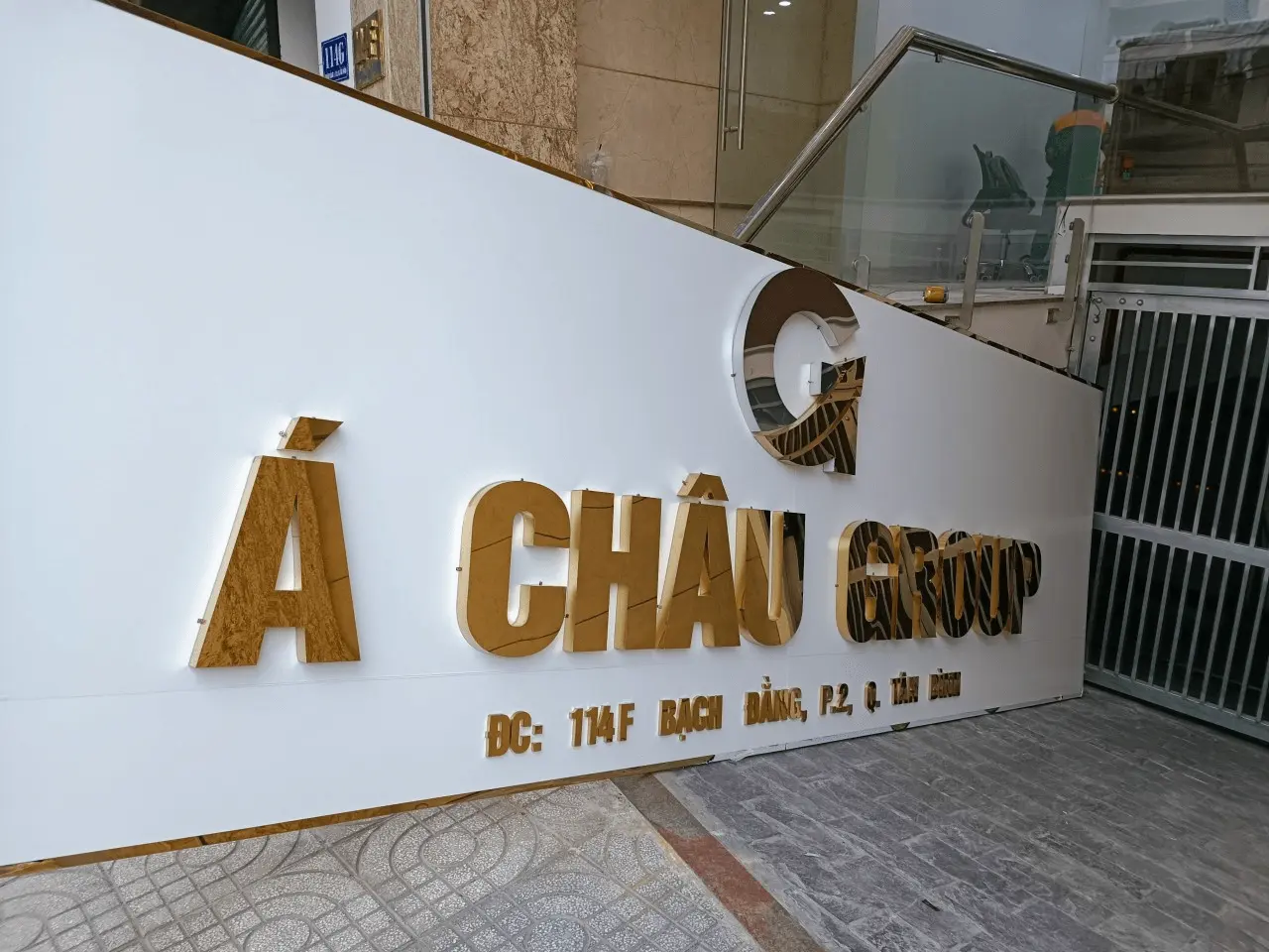 Gia Công Chữ Nổi Inox Vàng Thủ Đức Sang Trọng, Bền Đẹp