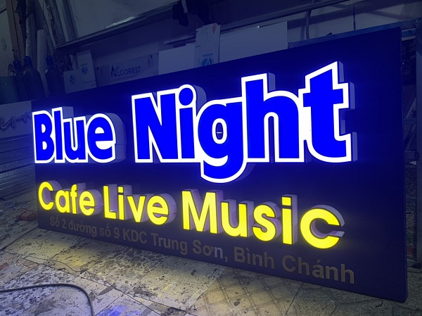 Bảng Hiệu Chữ Nổi Mica Chân Nhôm Đẹp, Bền