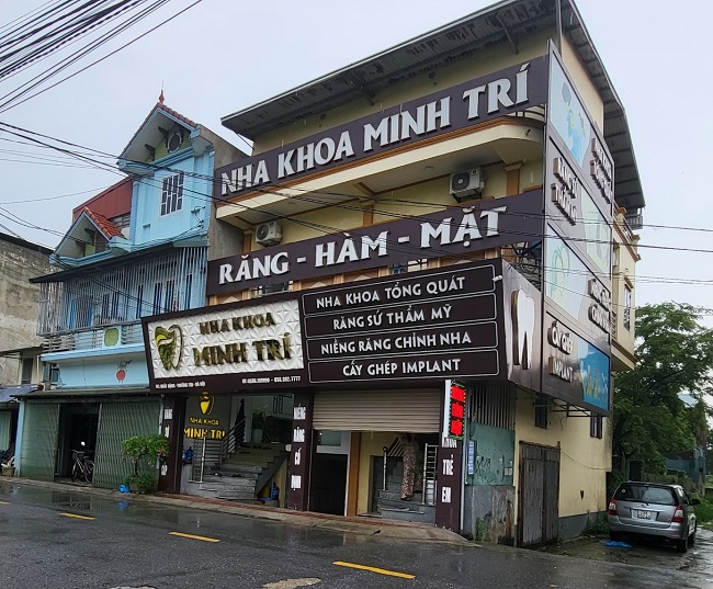 Xu Hướng Thiết Kế Bảng Hiệu Chữ Nổi Inox Vàng Năm 2026