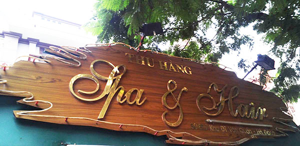 Mẫu Bảng Hiệu Quảng Cáo Gỗ Đẹp Năm 2026