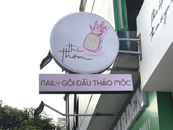 Bảng Hiệu Hộp Đèn Mica Đẹp