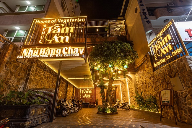 Xu Hướng Thiết Kế Bảng Hiệu Alu Đẹp Năm 2026