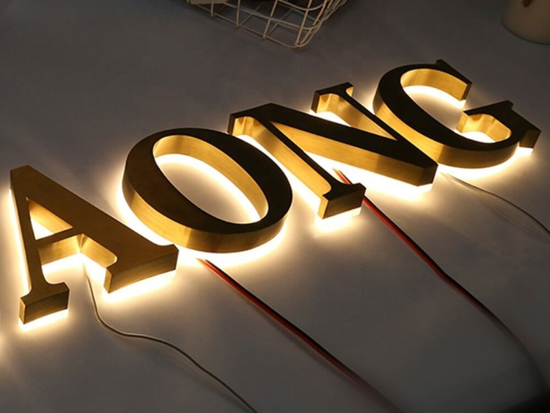 Bảng Hiệu Quảng Cáo Chữ Nổi Inox Vàng Gương Sang Trọng