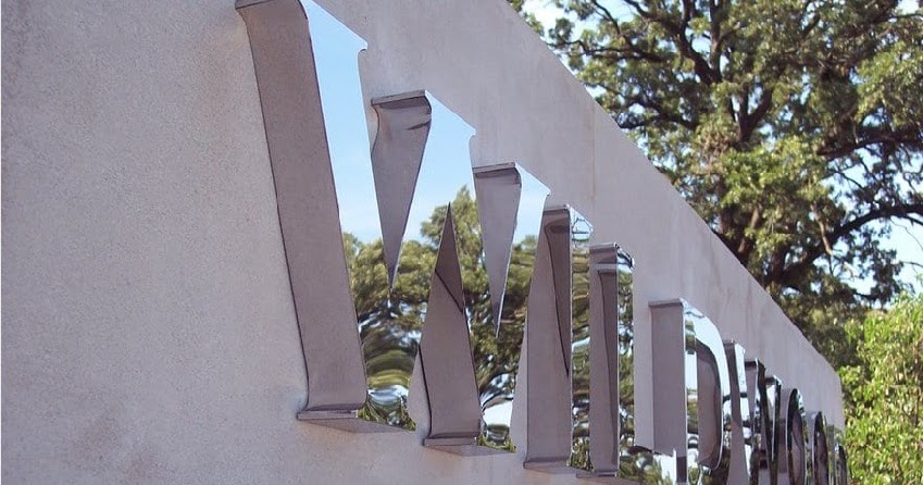 Thi Công Chữ Nổi Inox