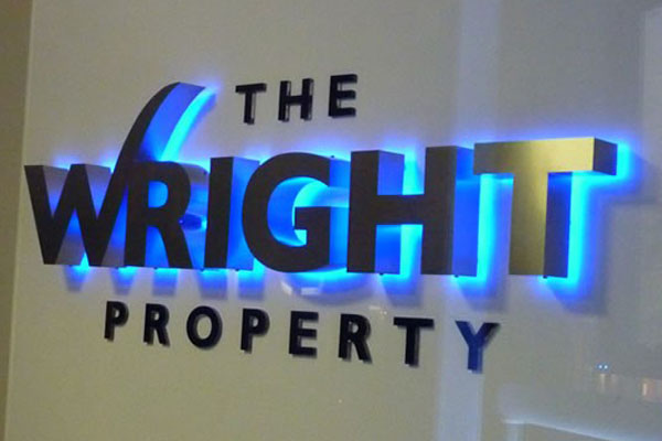 Mẫu Chữ Nổi Mica Đèn LED Đẹp