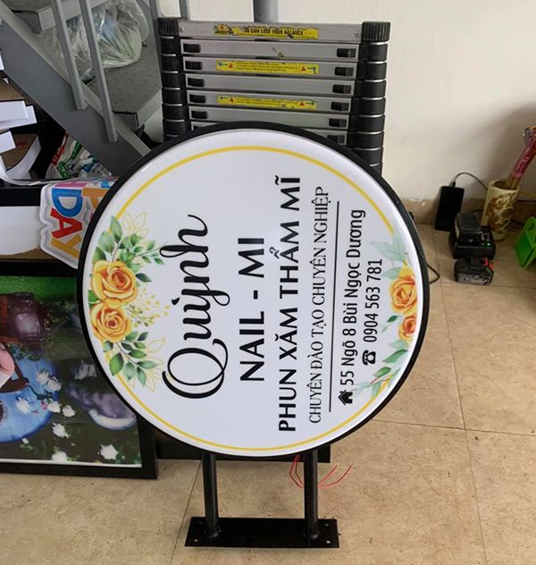 Mẫu Biển Quảng Cáo Hộp Đèn Mica Đẹp