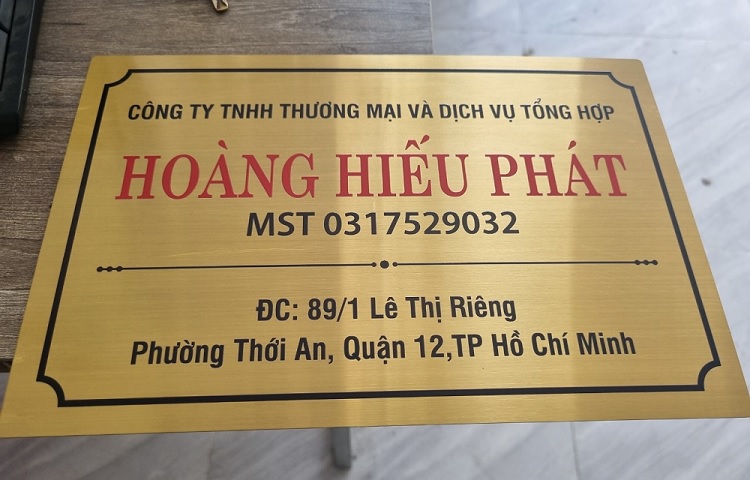 Thi Công Bảng Hiệu Chữ Nổi Inox Vàng Xước Đẹp