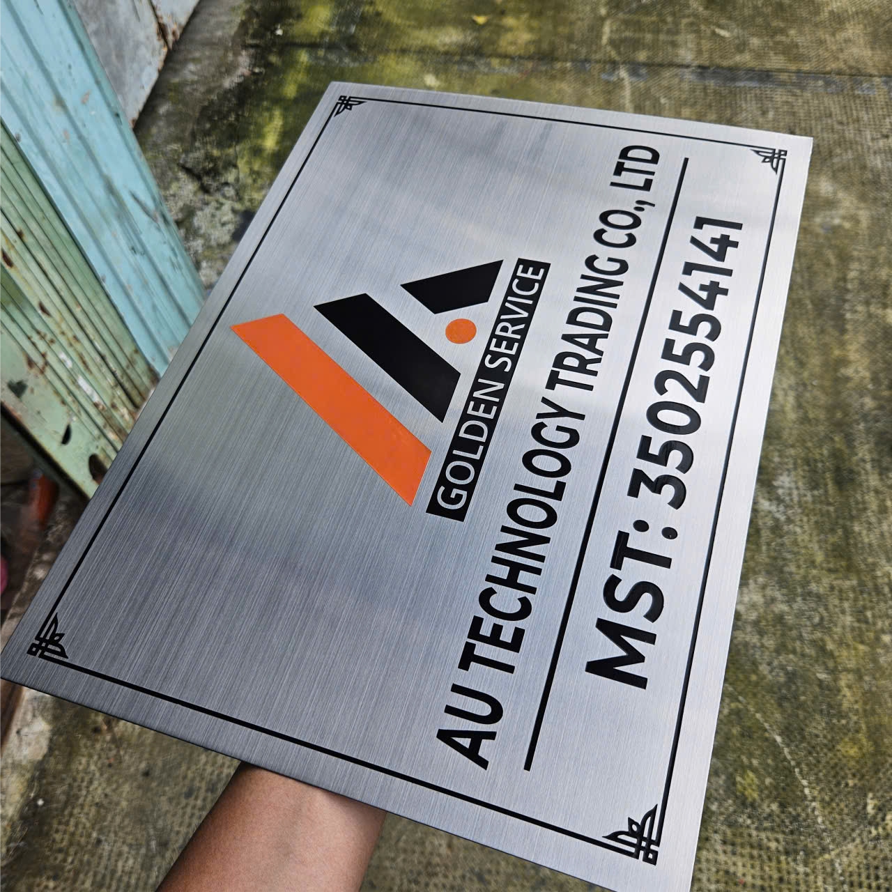 Thiết Kế Bảng Hiệu Công Ty Inox Đẹp