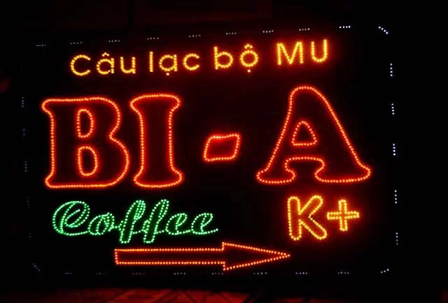 Thi Công Bảng Hiệu LED Vẫy Đẹp