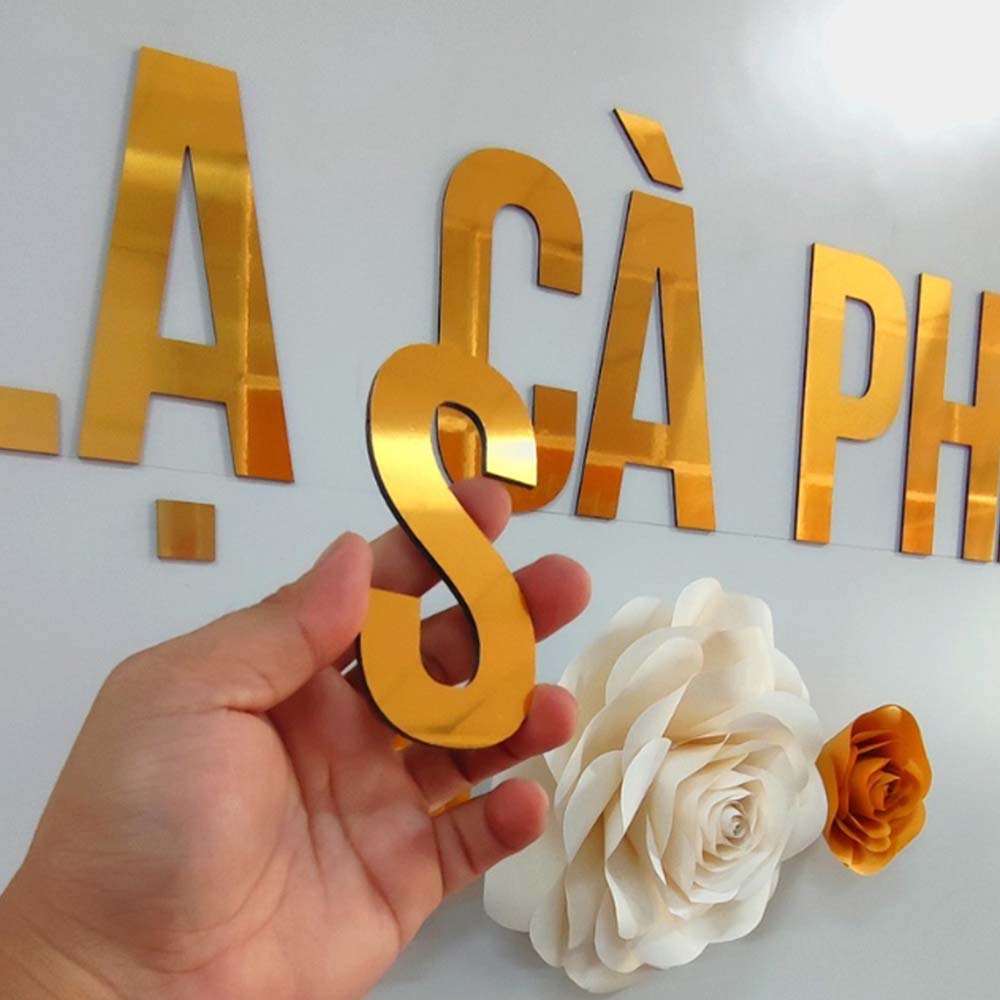 Mẫu Bảng Hiệu Quảng Cáo Chữ Nổi Inox Vàng Gương Đẹp Năm 2026