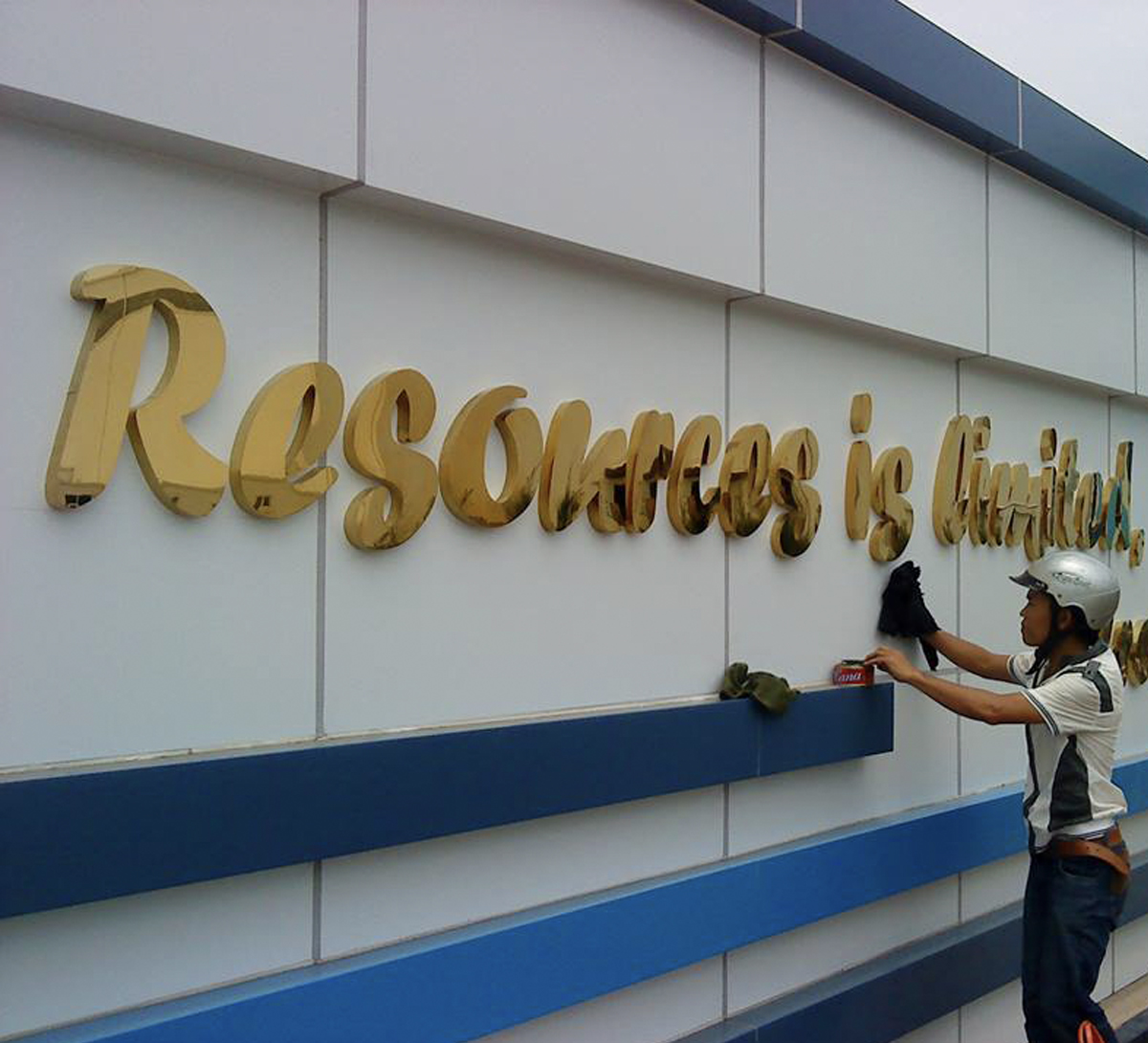 Gia Công Chữ Nổi Inox Vàng Gương TP.HCM Uy Tín