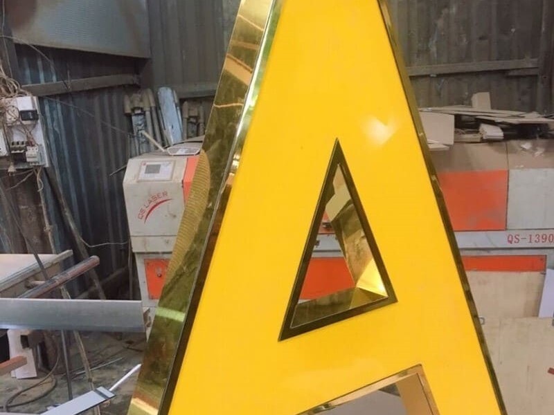 Chữ Inox Vàng Gương Đẹp Sang Trọng, Cao Cấp