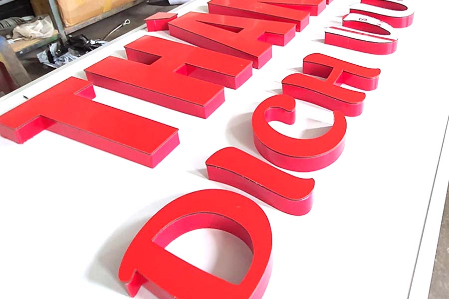 Bảng Hiệu Chữ Nổi Chân Nhôm Đẹp, Bền