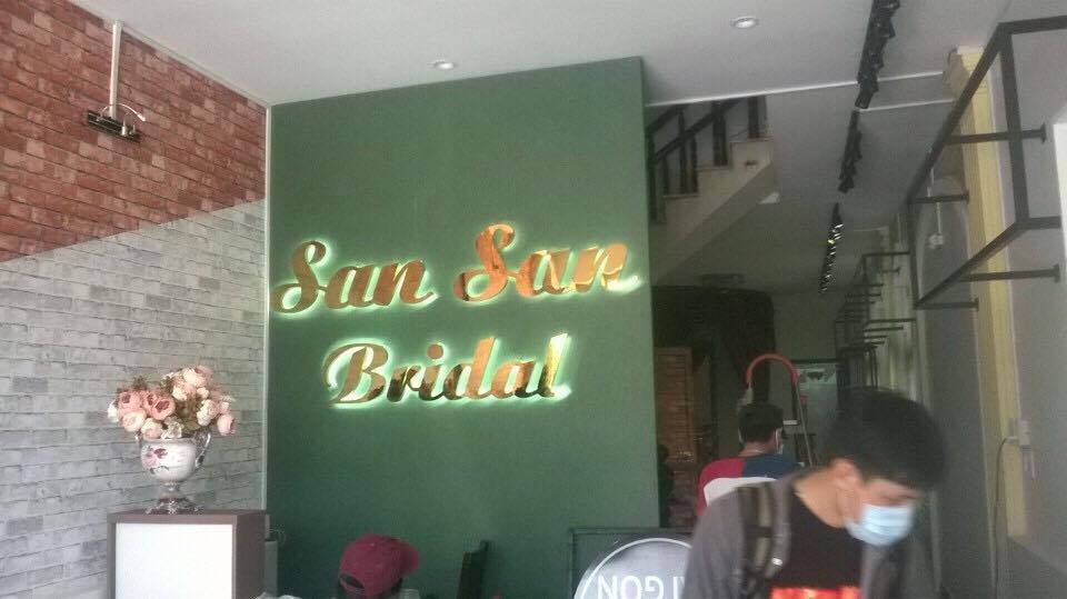 Thiết Kế Chữ Nổi Inox Vàng