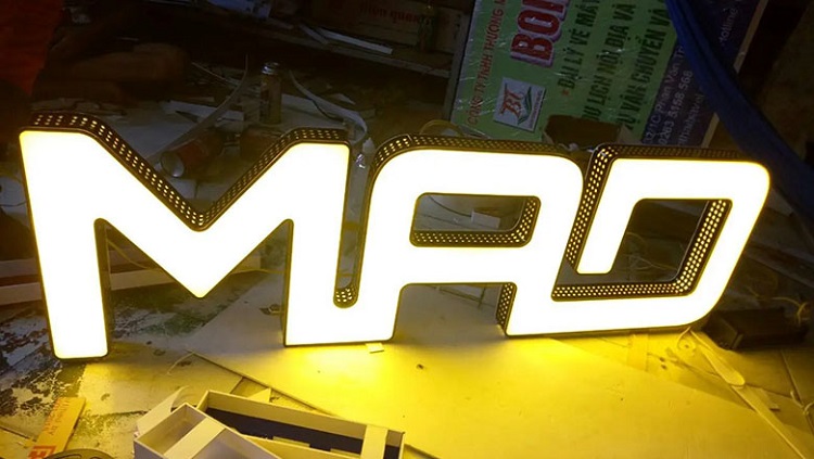 Mẫu Biển Hiệu Mica Chữ Nổi Đẹp Năm 2026