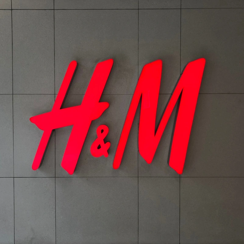 Mẫu Bảng Hiệu Chữ Nổi Mica Đẹp Năm 2025