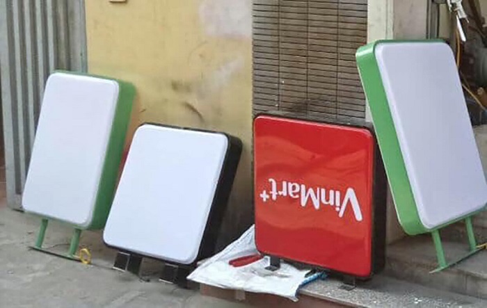 Hộp Đèn Mica Chữ Nổi Đẹp