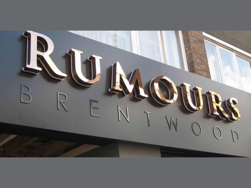 Thiết Kế Bảng Hiệu Quảng Cáo Chữ Nổi Inox Vàng Gương Sang Trọng