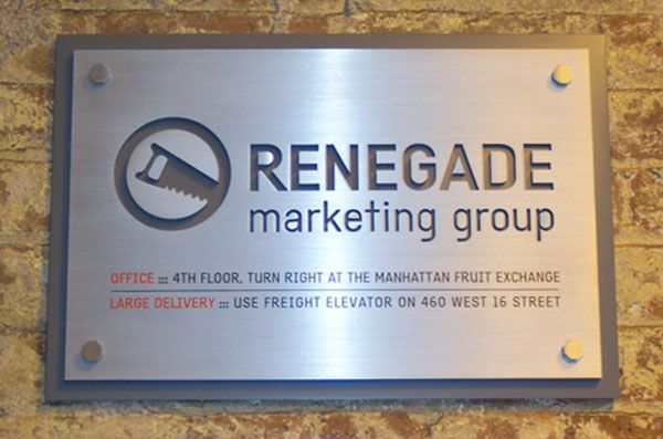 Thiết Kế Bảng Hiệu Công Ty Inox Đẹp