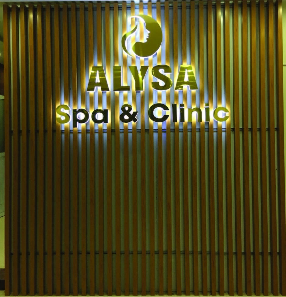 Thi Công Bảng Hiệu Chữ Nổi Hắt Sáng Chân Đẹp, Chuyên Nghiệp