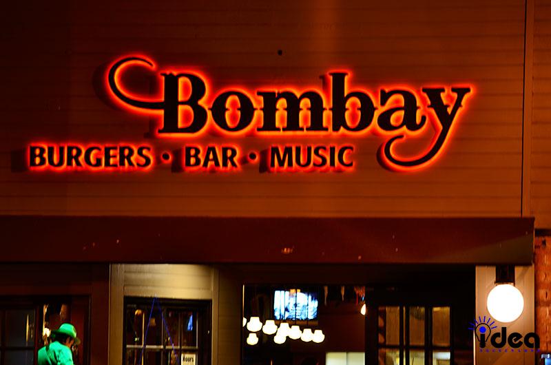 Mẫu Bảng Hiệu Chữ Nổi Hắt Sáng Chân Đẹp, Sang Trọng