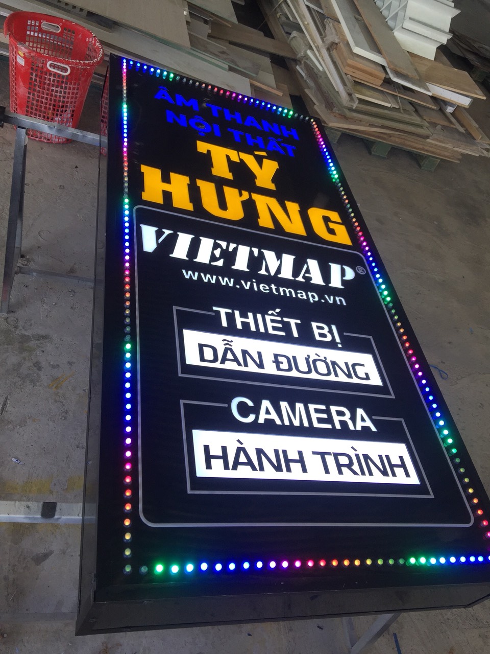 Mẫu Bảng Hiệu Hộp Đèn LED Đẹp Năm 2026