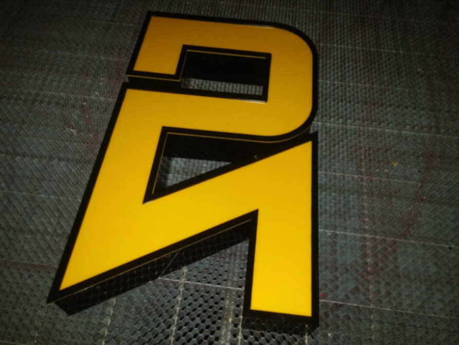 Mẫu Bảng Hiệu Chữ Nổi Mica Chân Nhôm Đẹp, Hiện Đại