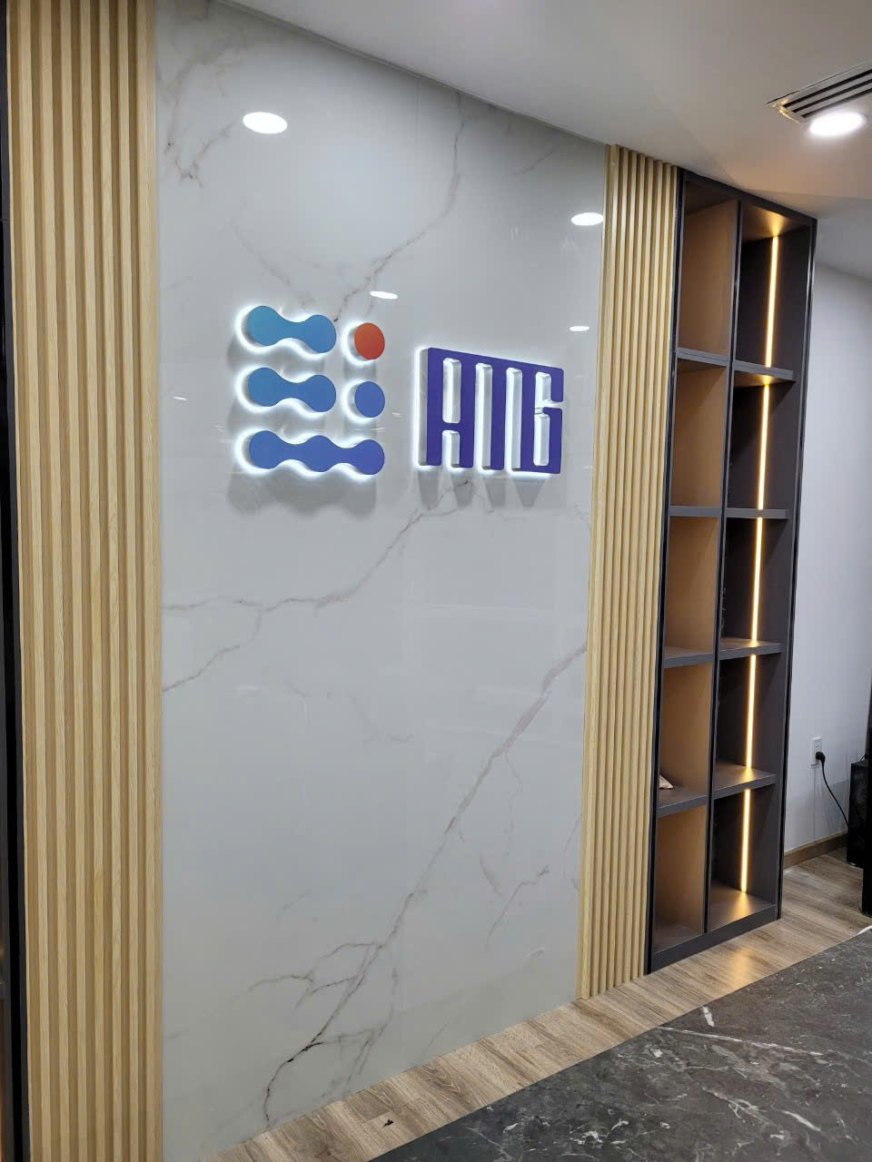 Biển Hiệu Cửa Hàng: Xu Hướng Thiết Kế Nổi Bật Năm 2025